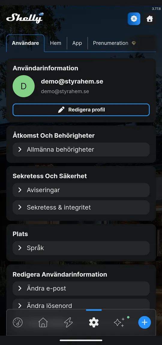 Inställningar, fliken Användare — kontot, behörigheter, sekretess och språk.